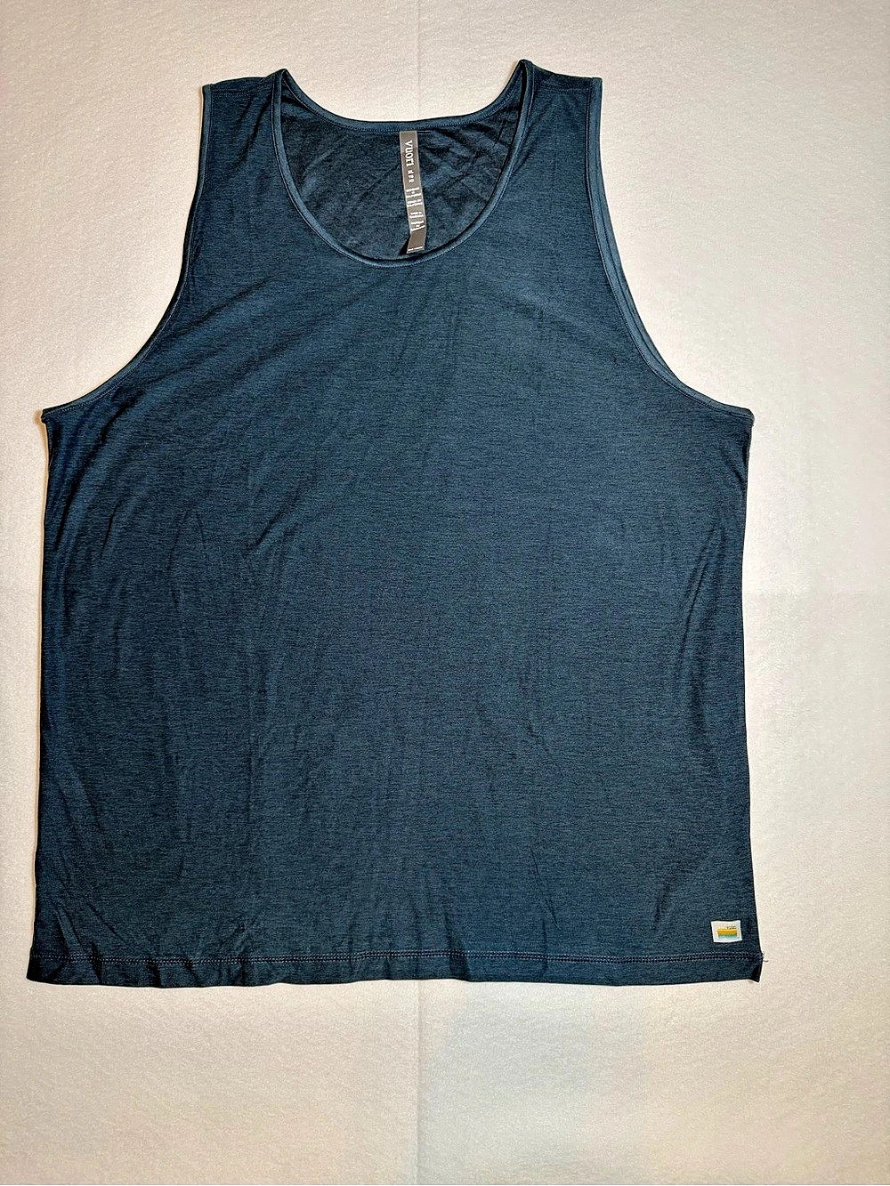 Vuori Men’s Tank Top in Teal Blue Size XL New without tags lightweight soft